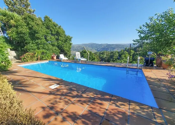 Quintinha Laranjeiras * Santa Cruz do Douro